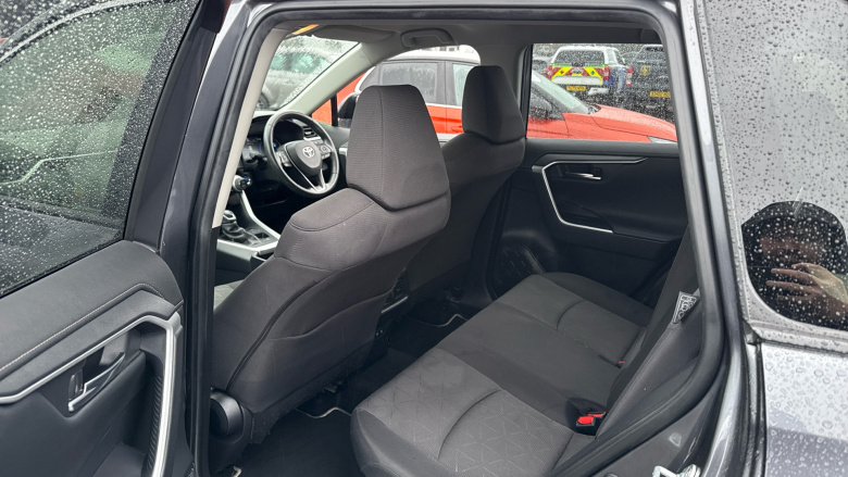 Toyota RAV4 2.5 VVT-i Hybrid Design 5dr CVT 2WD Hybrid Estate